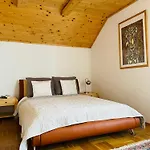 Villa Nad Jeziorem Czorsztynskim *