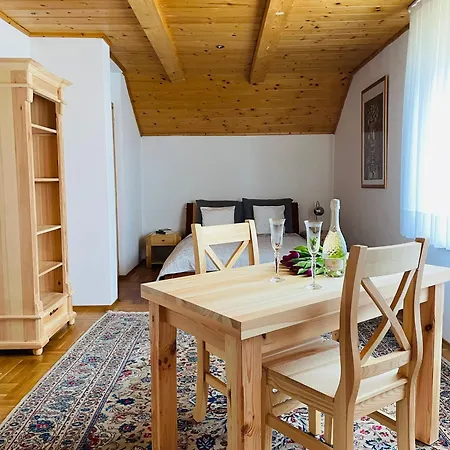 Villa Nad Jeziorem Czorsztynskim *