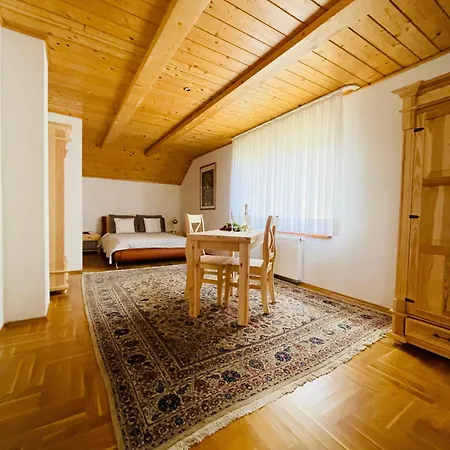 Nad Jeziorem Czorsztynskim Villa