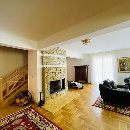 Nad Jeziorem Czorsztynskim Villa Falsztyn