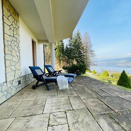 Nad Jeziorem Czorsztynskim Villa