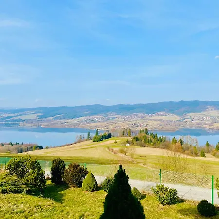 Nad Jeziorem Czorsztynskim