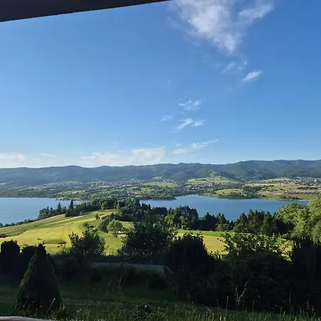 Nad Jeziorem Czorsztynskim Villa *